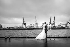 Es gibt bestimmt leute, die das. Hochzeitsfotograf Hamburg Hochzeitsfotos Fur Eure Hochzeit In Hamburg