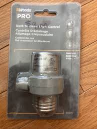 woods 59405wd outdoor cfl led light