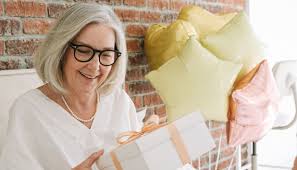 75 gifts for 50 year old women in 2023