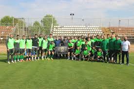 Sorely missing the atmosphere generated by their fans, at the halfway stage the club were bottom. Anasayfa Kocaelispor Kulubu