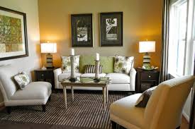small formal living room decorating