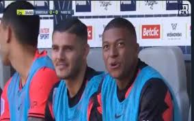 Pochettino relishing competition between icardi and kean. Video Mbappe Tries To Make Icardi Smile On Psg Bench