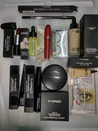 female 11 items mac perfect make up kit