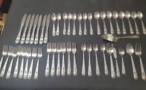 Wallace Continental Hammered 78 Piece