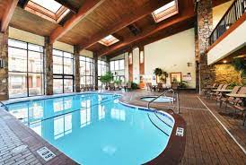 branson hotels with indoor pools
