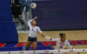 college volleyball player