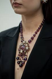 vine miriam haskell necklace and
