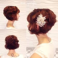 Thin hair updo short hair bun short hair styles easy short wedding hair retro hairstyles trending hairstyles short hairstyles for women bun hairstyles the wedding's right around the corner, and you still don't know which one of the beautiful wedding hairstyles for short hair to pick? 40 Best Short Wedding Hairstyles That Make You Say Wow