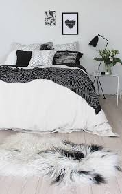 beautiful black and white bedroom ideas