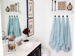 quick bathroom decorating on a budget