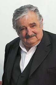 José Mujica ist der wohl ärmste – sicherlich aber der großzügigste ...