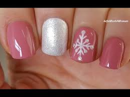 easy snowflake nail art pale pink