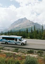 how to get to banff from east or west