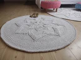 ravelry small flower carpet pattern by