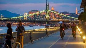 budapest nightlife guide best area to