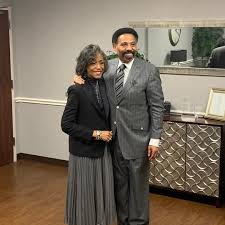 Tony Evans Shares Update On Wifes Cancer Were Totally