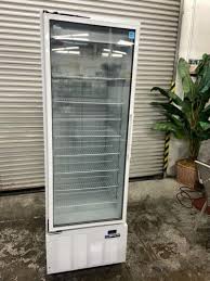 1 Glass Door Refrigerator Master Bilt