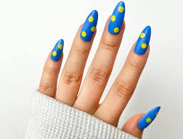 25 latest smiley face nail designs to