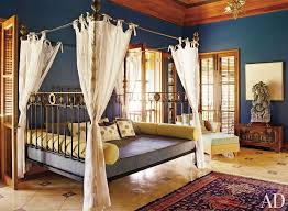 Four Poster Beds With Boho Chic Vibes