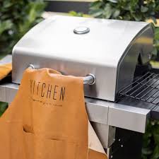 how to clean a dirty bbq grill and why