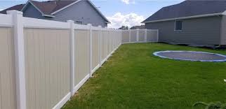 Easy to install and very low maintenance, diy vinyl products fencing practically pays for itself and is guaranteed for life. Vinyl Fence Installation Do S And Don Ts Protech Fence