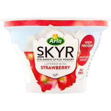 skyr strawberry yoghurt 150g 6 pack