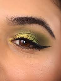 green eyeshadow tutorial for brown eyes