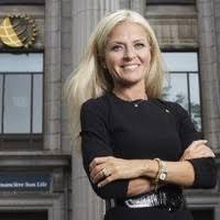 Her mandate is to provide strategic input and support to the president, sun life financial quebec, and to continue representing the company in the community. Isabelle Hudon Directrice Financiere Sun Life Linkedin