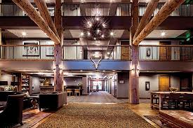 hotels look to hard surface flooring
