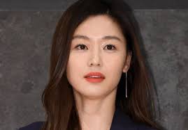 Jun ji hyun's salary is estimated to be $83,900 per drama episode. Jun Ji Hyun S Reps Respond To Criticism On Lower Rent To Tenants During Coronavirus Epidemic Allkpop