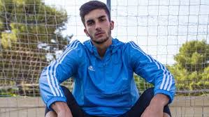 20 years old ferran torres is phenomenal! Valencia Manchester City Inform Valencia That They Will Not Pay Over The Odds For Ferran Torres Marca In English