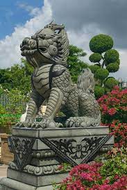 Chinese Garden Dragon 394x590