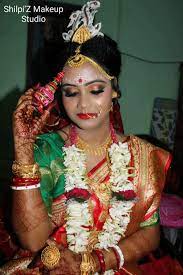 shilpi z makeup studio in desh bandhu