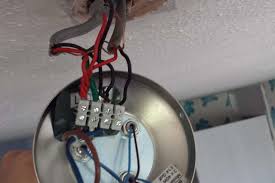 what is the red wire on a ceiling light