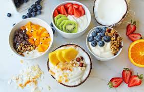 greek yogurt breakfast bowls with