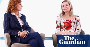 The film ends in dramatic fashion, culminating in a police chase that sees thelma and louise kiss before driving off a cliff at the grand. Susan Sarandon And Geena Davis Hollywood Hasn T Had An Epiphany Since Thelma Louise Cannes 2016 The Guardian