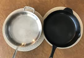 cast iron vs stainless steel cookware