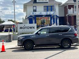 car review infiniti qx80 is a large 3