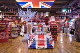 london souvenirs and gifts must