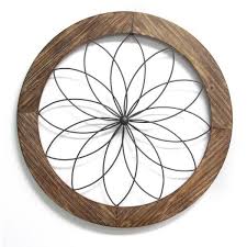 Stratton Home Decor Round Wood And