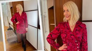 Click here to see the full line, and shop holly willoughby has teamed up with marks & spencer to curate her fifth (yes, fifth) collaboration for. What Holly Wore This Week This Morning