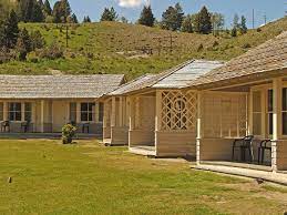 Yellowstone National Park Lodges gambar png