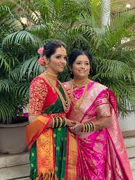 nauvari saree makeup look by pallavi kadale