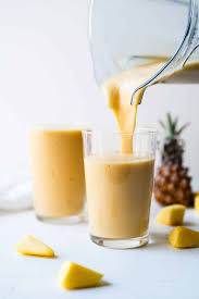 mango pineapple smoothie easy and
