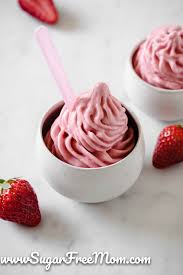keto low carb strawberry frozen yogurt