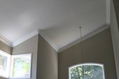 crown molding on vaulted ceilings yes