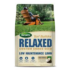 While organic fertilizers can be more expensive than synthetic ones, organic fertilizers and practices reduce the overall need to apply nutrients and pesticides. Scotts Turf Builder Relaxed Custom Grass Seed 1 4 Kg 12504 Rona