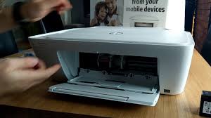 The printer is printing, scanning, copying, or is on and ready to print. How To Setup And Install Ink Cartridges In Hp Deskjet 2620 Printer First Run Tutorial Youtube