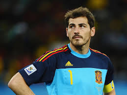 Casillas, a modern goalkeeping great, spent most of his hugely successful career at spanish giants real madrid, before moving to porto in 2015. Iker Casillas Niega En Twitter La Llegada Del Hombre A La Luna
