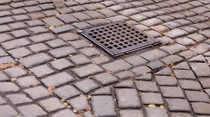 Pavers Are A Good Choice For Drainage